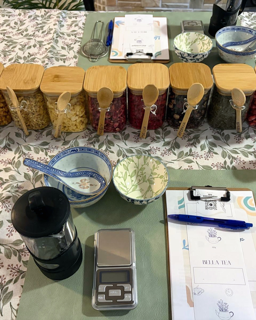 Rókavár X Bella Tea: Készítsd el a saját téli teádat! workshop (kutyás)